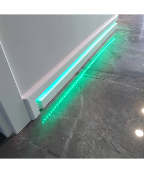 LED KANALLI  12CM LAKE BEYAZ SÜPÜRGELİK